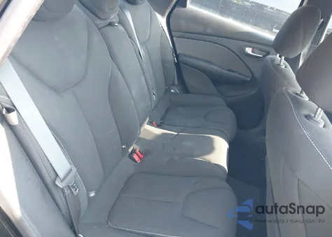 2013 Dodge Dart Sxt z USA, uszkodzony, nr VIN 1C3CDFBA9DD292647